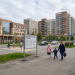 Покупка квартиры в новостройке Перми от застройщика Apartment_complex_and_school_202606200924_3.jpeg