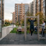 Новостройки Перми и Кировского района: купить квартиру, оформить семейную ипотеку Residents_working_out_outdoor_sp…_202606200924_3.jpeg